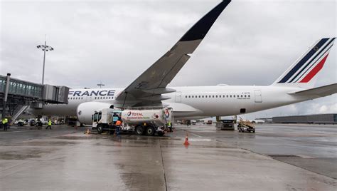 Aéroport de Paris : une panne de système a bloqué le décollage de tous ...