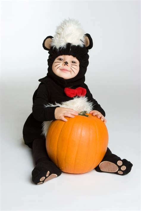 Cute Baby Skunk Halloween Costume Idea - click for more | Baby ...