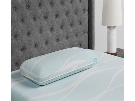 Tempur-Pedic TEMPUR-Breeze° Pro Pillow | Mattress Firm