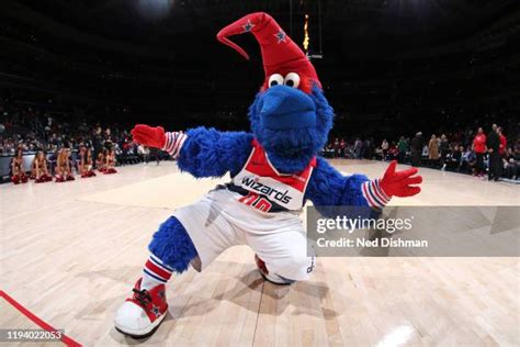 Washington Wizards Mascot G Wiz Photos and Premium High Res Pictures ...