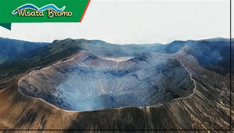 Kawah Gunung Bromo Yang Mempesona • wisatabromo.com