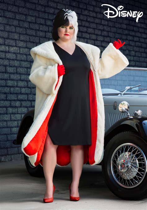 Plus Size Deluxe Cruella De Vil Coat Costume for Women