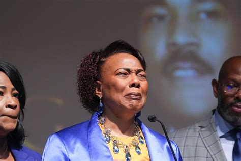 Martin Luther King's daughter recalls late brother as strong guardian ...