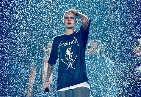 Justin Bieber Launches Purpose Tour Merch with PacSun | Teen Vogue