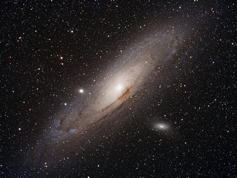 M31 - Andromeda Galaxy | Astronomy Pictures at Orion Telescopes