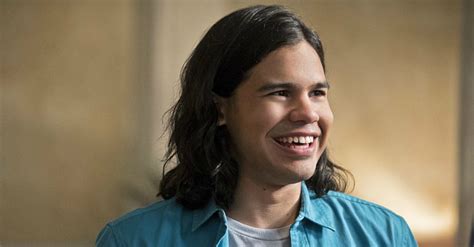 "The Flash" Recap: Cisco Debuts His Powers in "The Darkness and the Light"