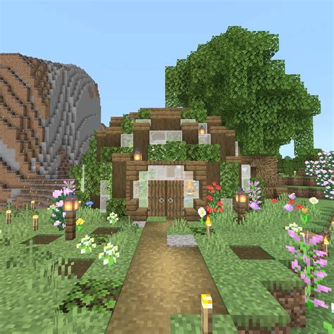 bee farm design : r/Minecraft