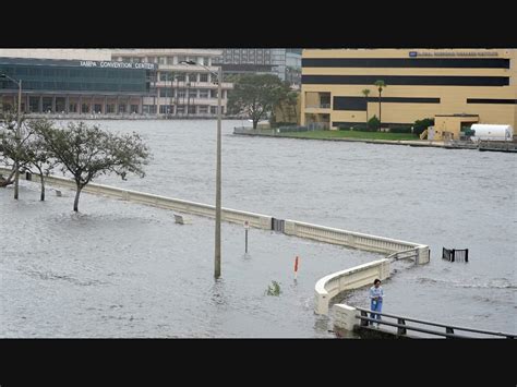 TS Idalia: Tampa Bay Flooding, 2 Deaths, Publix Status, Bridges Open ...