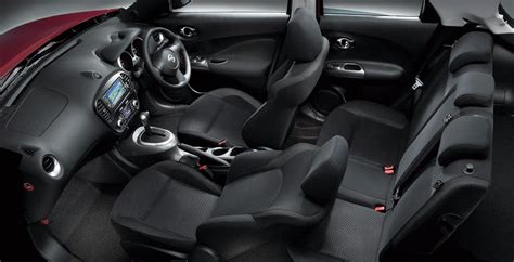 New Nissan Juke Interior picture, Inside view photo and Seats image