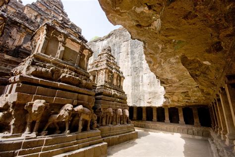 9 Top Maharashtra Tourist Destinations and Attractions