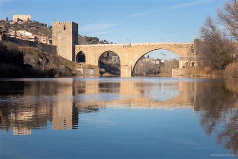 Fotografías Navegando por el Río Tajo en barca, en Toledo • Toledo Secreto