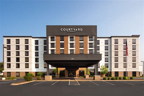 Courtyard Louisville Airport completes renovations | Hotel Management