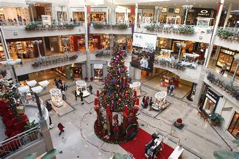 Bloomingdales at Bridgewater mall remains closed after power outage on ...