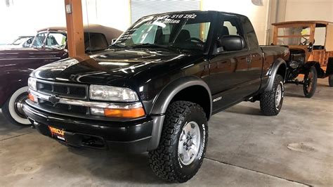 2003 Chevrolet S10 LS ZR2 Pickup VIN: 1GCCT19X338285082 - CLASSIC.COM