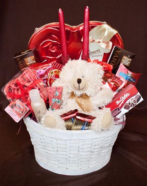 Best Valentine's Day Gift Baskets, Boxes & Gift Sets Ideas - Live Enhanced