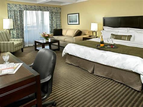 Radisson Hotel Edmonton South | Secure Your Hotel, Self-Catering, or ...