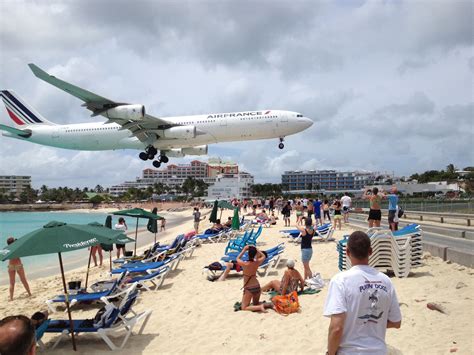 Maho Beach in Simpson Bay Maho Beach St Maarten, Simpson Bay, Pretty ...