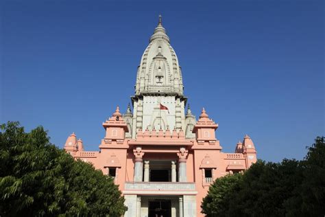 Kashi Vishwanath Temple (Golden Temple) Varanasi | Book Tickets & Tours ...