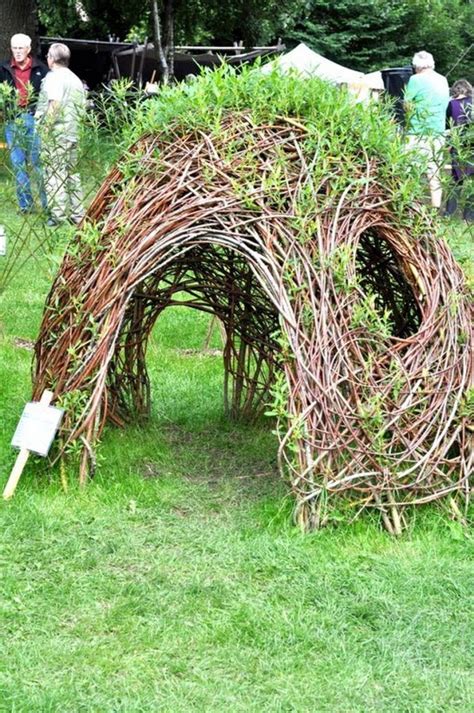 Living outdoor willow structures you can grow in your backyard ...