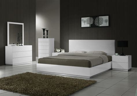 Salerno White Contemporary Bedroom Sets - SoBe Furniture