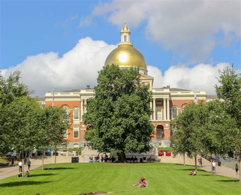 Boston Freedom Trail Sites - A Walking Historic Tour