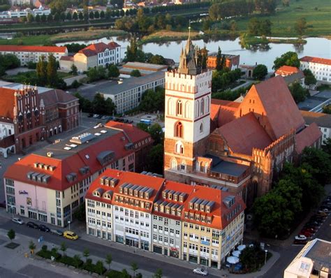 de_frankfurt-oder_st-marien-kirche_und_rathaus_foto_stadt_frankfurt ...