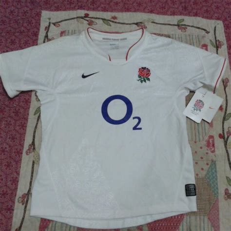 Nike England rugby jersey, Men's Fashion, Activewear on Carousell