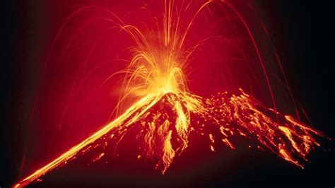 Volcanic Lightning Wallpaper (64+ images)