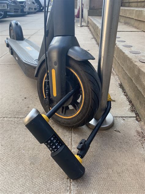 The BEST Electric Scooter Accessories - E-Scooter Life