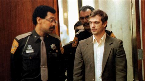 Jeffrey Dahmer: USA TODAY archive news stories of serial killer's case