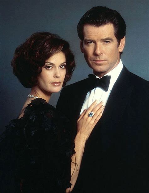 Pierce Brosnan and Teri Hatcher (Tomorrow Never Dies - 1997) | James ...