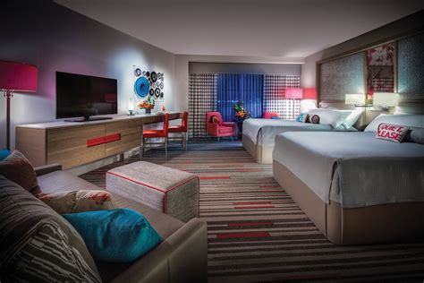 Hotel Rooms and Suites in Orlando | Hard Rock Hotel Orlando