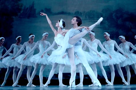 Buy Russian State Ballet: Swan Lake Stage Tickets in Shanghai