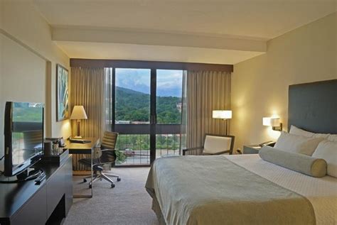 CROWNE PLAZA HOTEL SAN SALVADOR $86 ($̶1̶1̶1̶) - Updated 2018 Prices ...