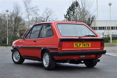 Ford Fiesta XR2 Mk1 road test - Classics World