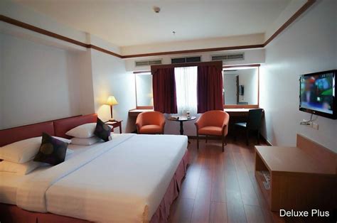 SILOM CITY HOTEL (Bangkok) - Hotel Reviews & Photos - Tripadvisor