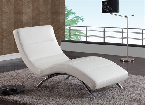 820 Leather Upholstery Modern Chaise Lounge by Global Furniture ...