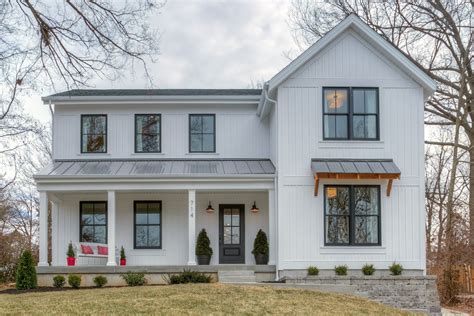 37+ White farmhouse with black metal roof most popular | digifarmhouse