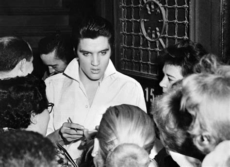 Inspiration and pioneer – or copycat? Elvis Presley’s ambiguous ...