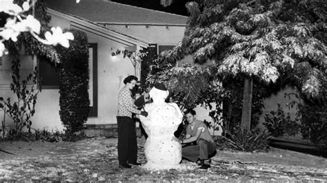 Los Angeles Snowfall of 1949: Rare Historical Photos Show LA Blanketed ...