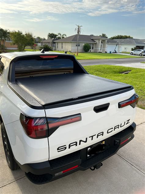 2024 Hyundai Santa Cruz Hard Tonneau Cover - Norma Annmaria