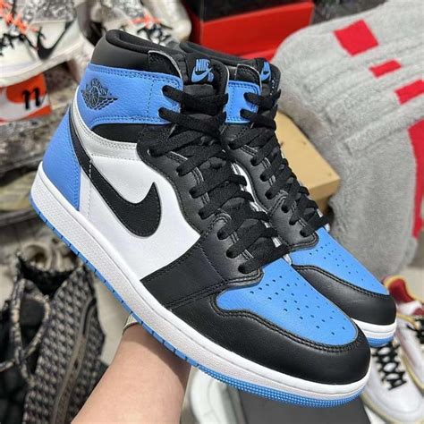 How do y'all feel about the Jordan 1 UNC toe? : r/Sneakers