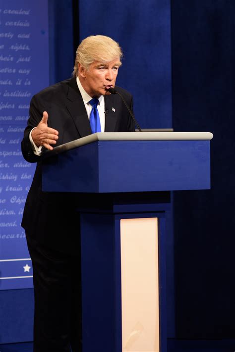 Alec Baldwin Will Return to SNL This Weekend as President-Elect Trump ...