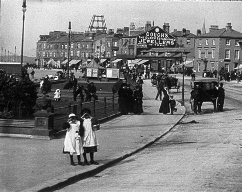 panoramic-view-morecambe-seafront-1901-001-girls-peering-a… | Flickr