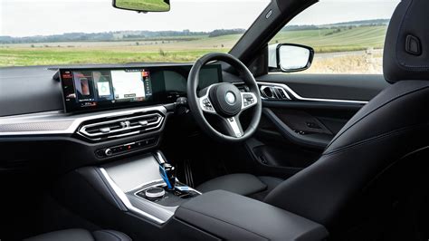 BMW i4 Interior Layout & Technology | Top Gear