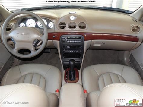 Sandstone Interior 2002 Chrysler Concorde Limited Photo #40301127 ...