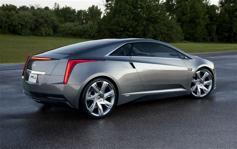 Get ready for the electric Cadillac - CBS News