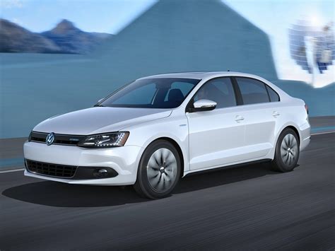 2014 Volkswagen Jetta Hybrid - Price, Photos, Reviews & Features