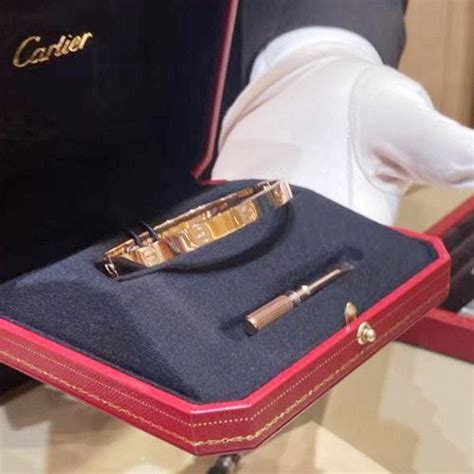 Is The Cartier Love Bracelet Screwdriver Real Gold?-Expert Answer - A ...