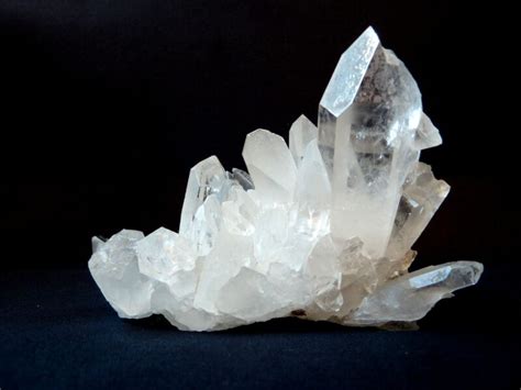 Quartz: characteristics, types, colors, properties and uses | Dedalo Stone